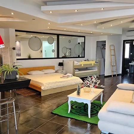 Διαμέρισμα George 2 *