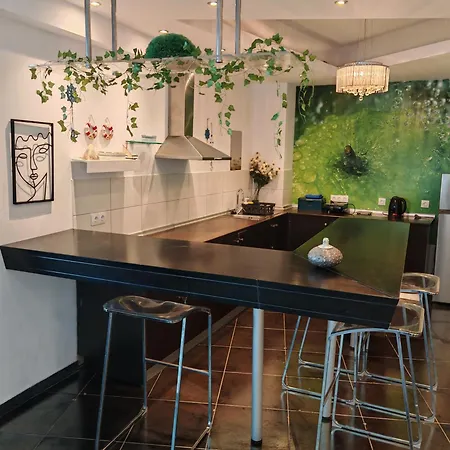 Διαμέρισμα George 2 *